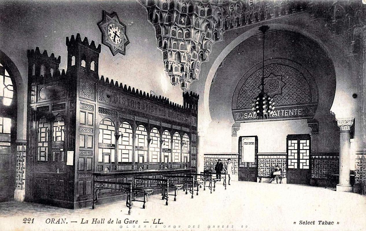 Oran - Hall de la Gare.jpg